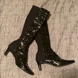 Stuart Weitzman patent leather boots heels size 9